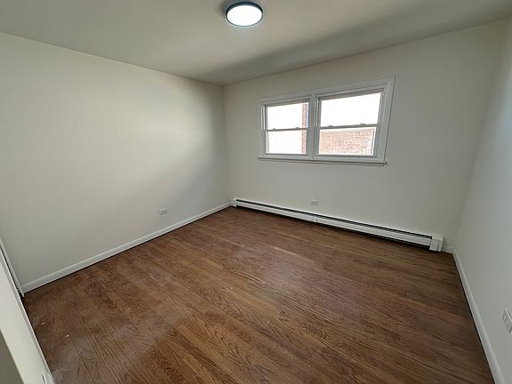 5th image of 360 Luella Ave Unit 2