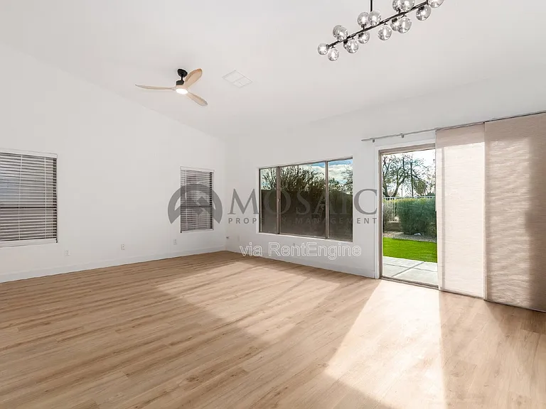 1567 E Black Diamond Dr — Photo 12