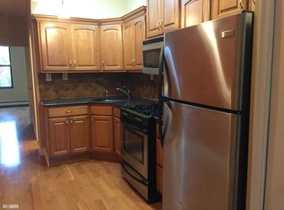 513 50th Ave APT 1R, Long Island City, NY 11101