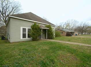 312 Woodland St, Martin, TN 38237