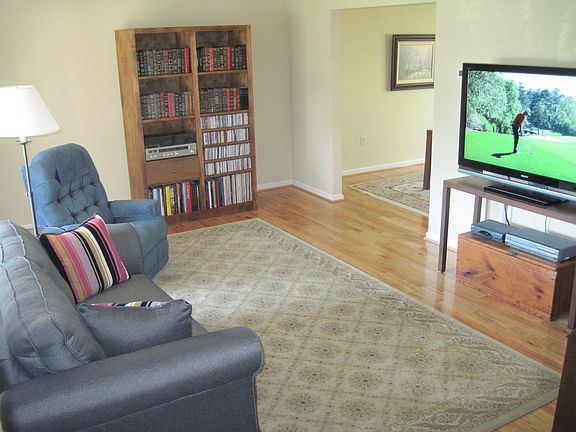 2nd image of 3800 Quisenberry Dr