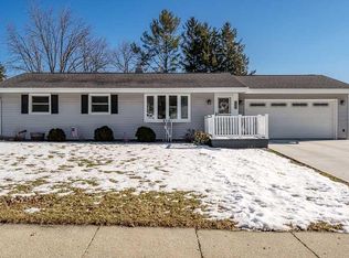 403 Hart Drive, Clinton, WI 53525