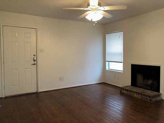 2nd image of 2619 Pecan Knoll Dr #B