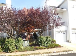 11 Timothy Ct, Morristown, NJ 07960