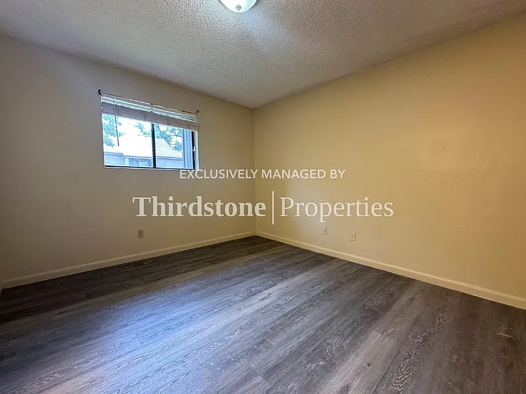 5128 Westchase Ct #4 — Photo 7