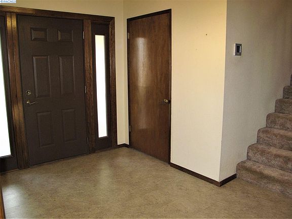 3rd image of 215803 E 22nd Ave