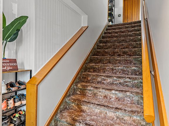 3rd image of 21 Kirkwood Dr