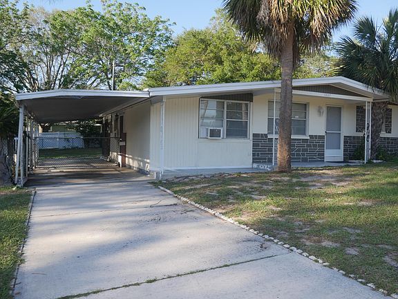 4th image of 1027 Columbia Ave