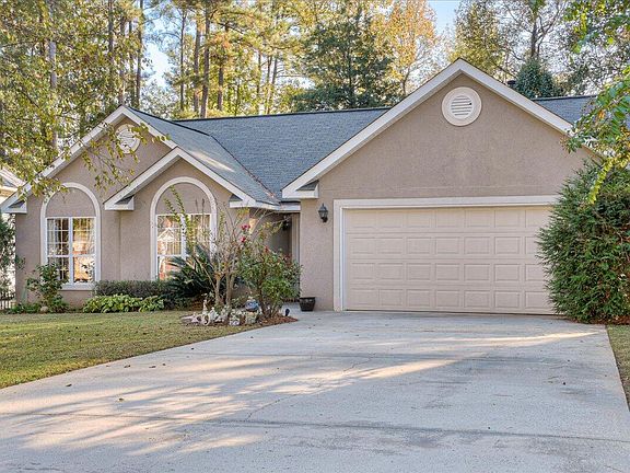 3rd image of 4101 Eagle Nest Dr. Drive