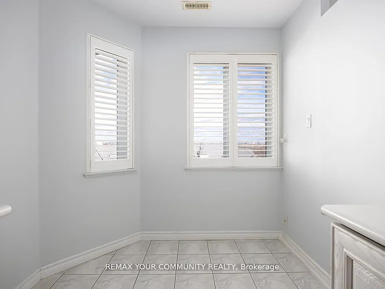 7 Dayspring Cir #601 — Photo 14