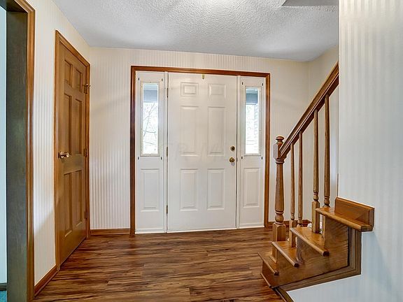 5th image of 178 Sassafras Way