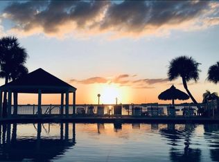 4190 35th Ter S Unit E, Saint Petersburg, FL 33711