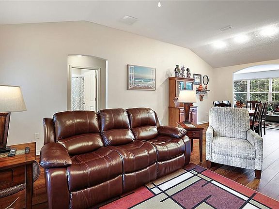 5th image of 16887 SE 77th Northridge Ct
