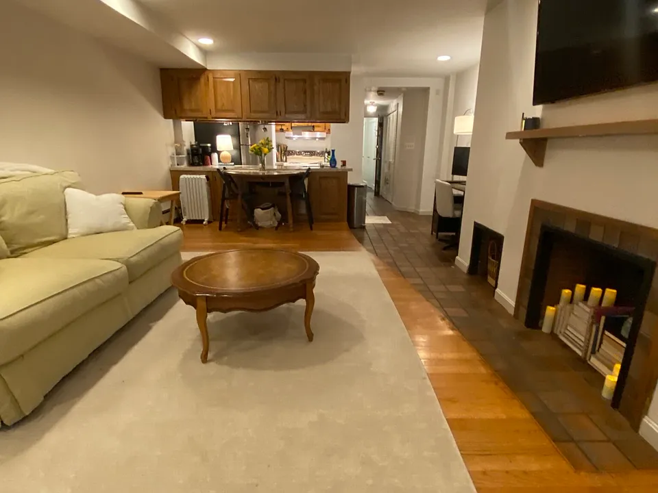 36 Beacon St #1A