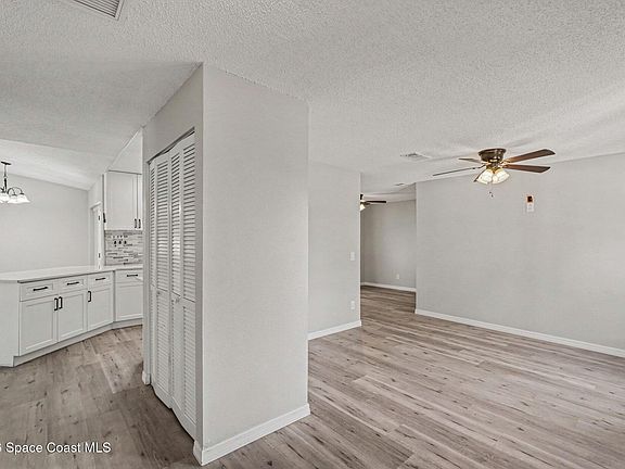 5th image of 1303 Kayford St NW