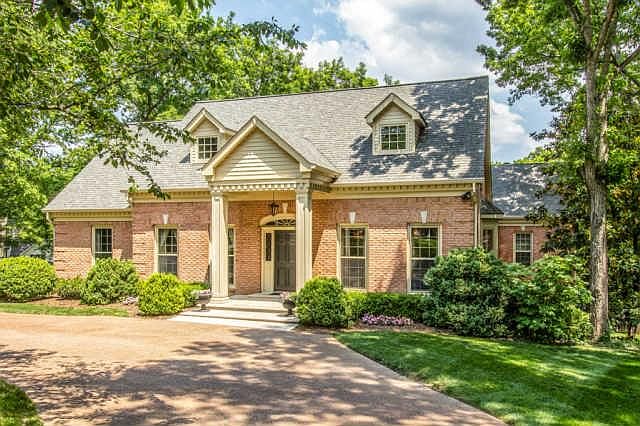 1st image of 616 Royal Oaks Pl