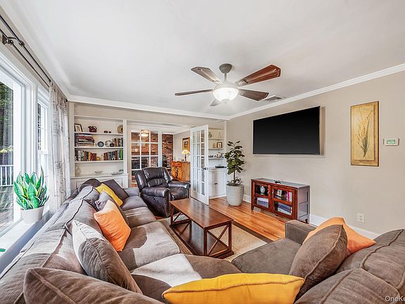 5th image of 28 Royal Oak Drive