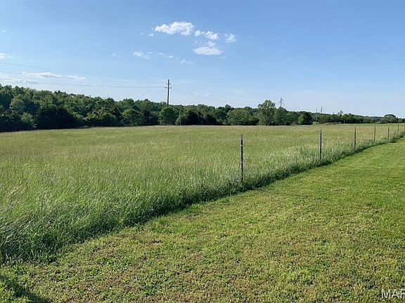 4th image of 5310 English Rd