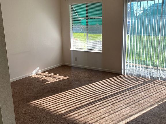 2nd image of 314 N Cloverdale Blvd APT 2