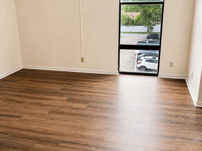 2921 SW 87th Ave #510 — Photo 10