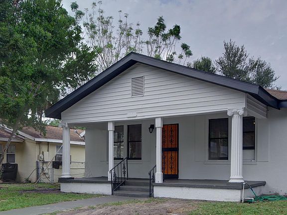 5th image of 2422 E 18th Ave
