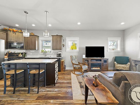 5th image of 1621 Island View Dr