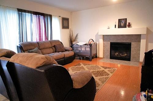 3rd image of 1511 185th Street Ct E