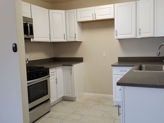 2nd image of 7027 Fulton Ave #1A