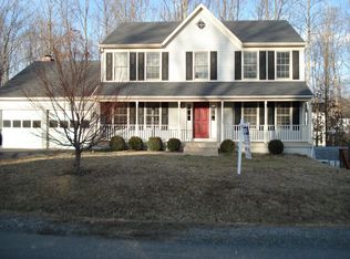 9 Lynchester Dr, Fredericksburg, VA 22406