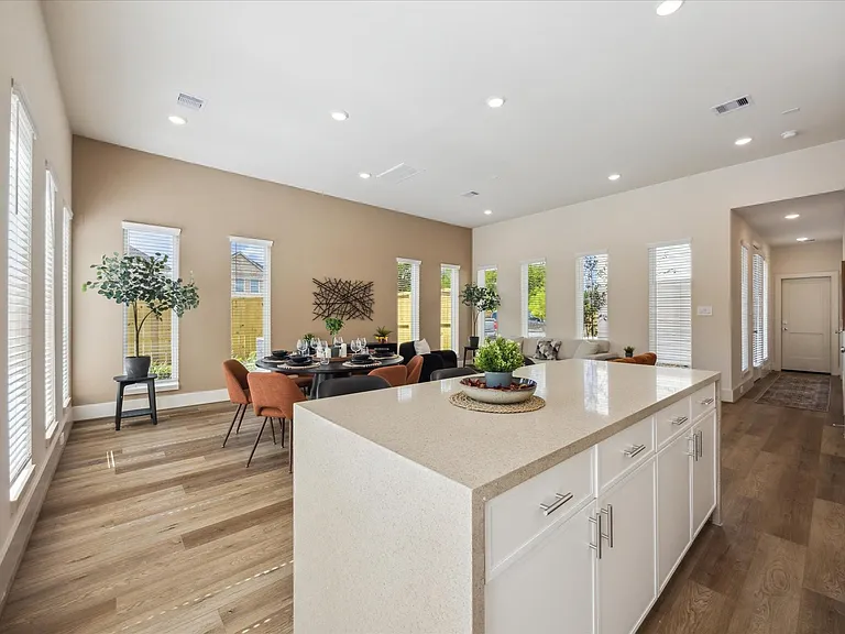 5905 Urban Pines St — Photo 15