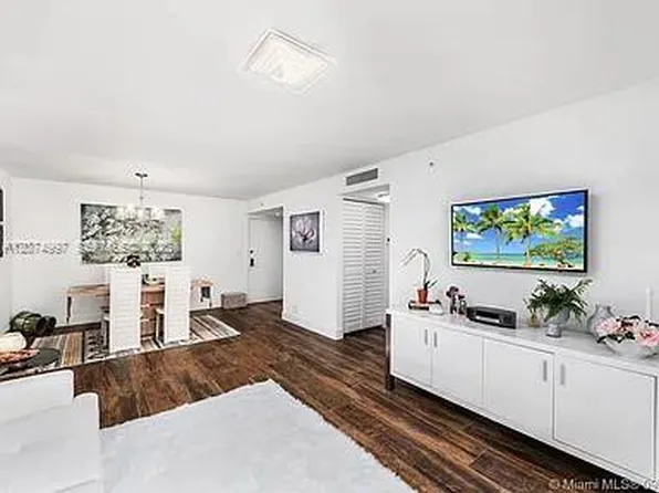 2625 Collins Ave, Miami Beach, FL