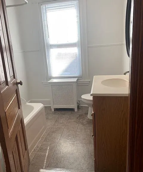 1118 Fayette St #2 — Photo 9