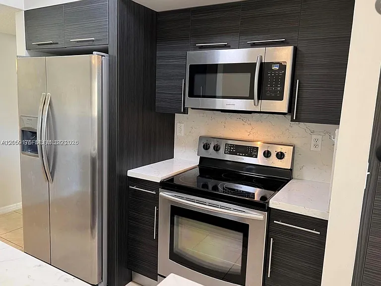 2600 S University Dr #114 — Photo 5