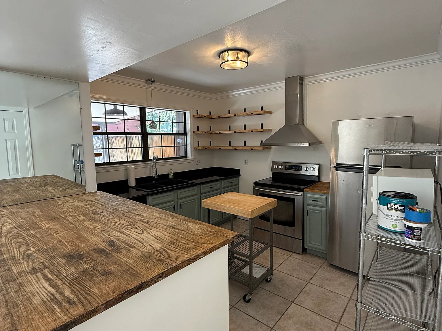 2 bed, 1258 sqft, $2,200 — Photo 4