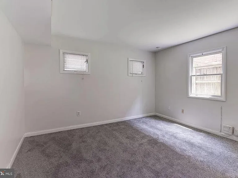 1121 N Taylor St #A — Photo 7