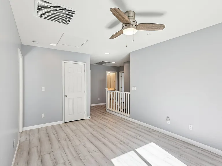 457 Cornelius Kelly Ave — Photo 20