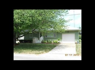 2116 Kirkwood St, Burlington, IA 52601