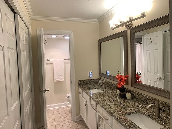 Master Bath w/ full upgrade