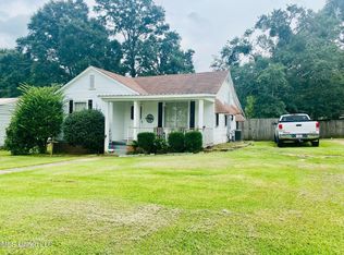 509 Lucas St, Kosciusko, MS 39090