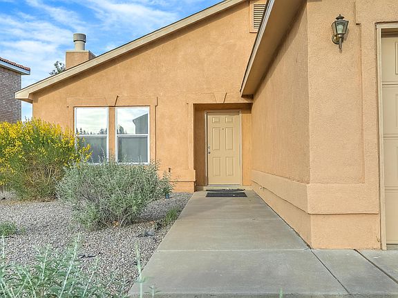 3rd image of 628 Quailbrush Dr NW
