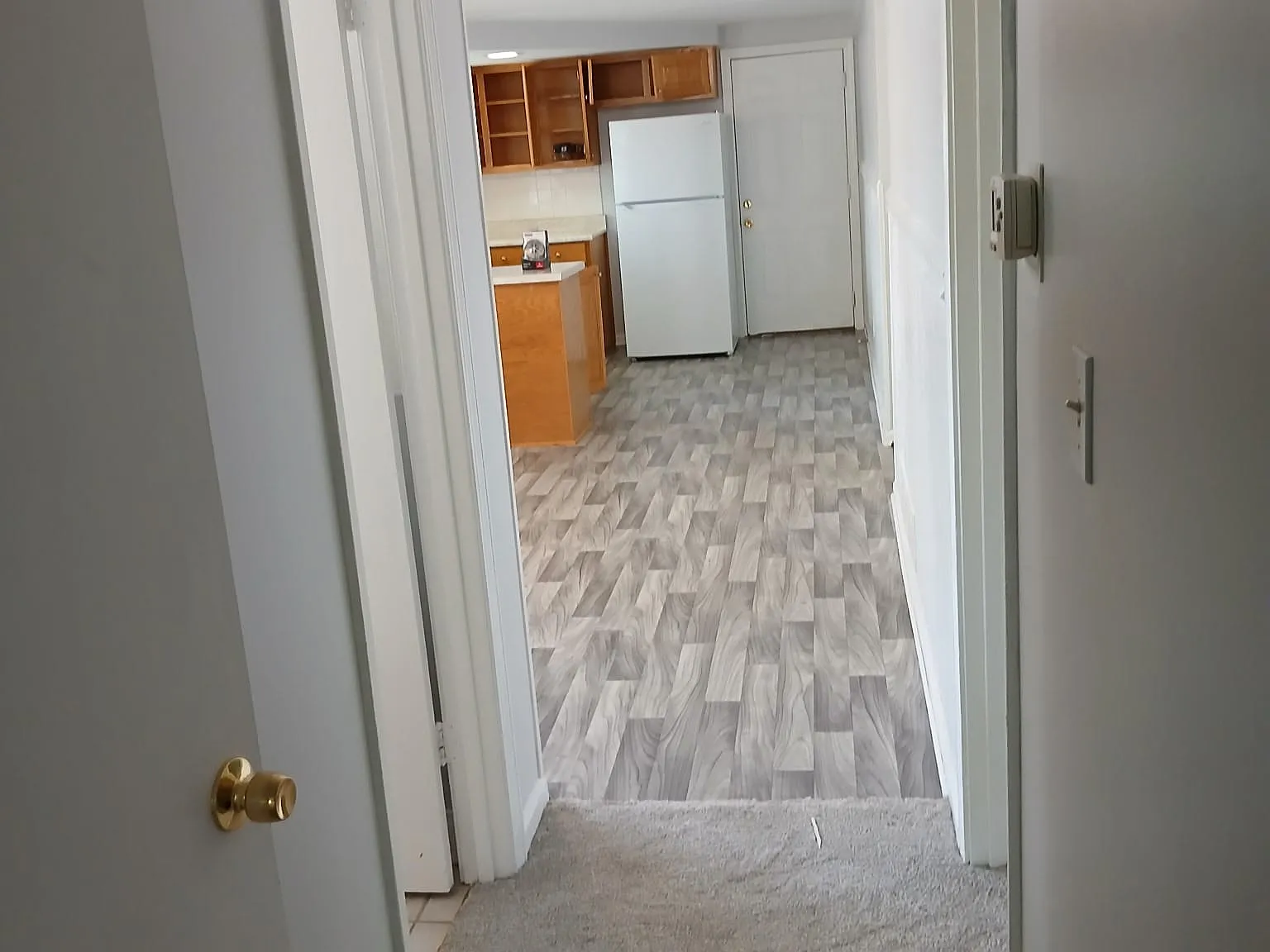 3 bed, $1,999 — Photo 2