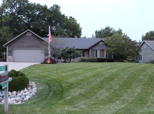 27432 Foxhaven Dr, Wind Lake, WI 53185