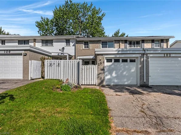 104 Ralgreen Cres, Kitchener, ON N2M 1T9