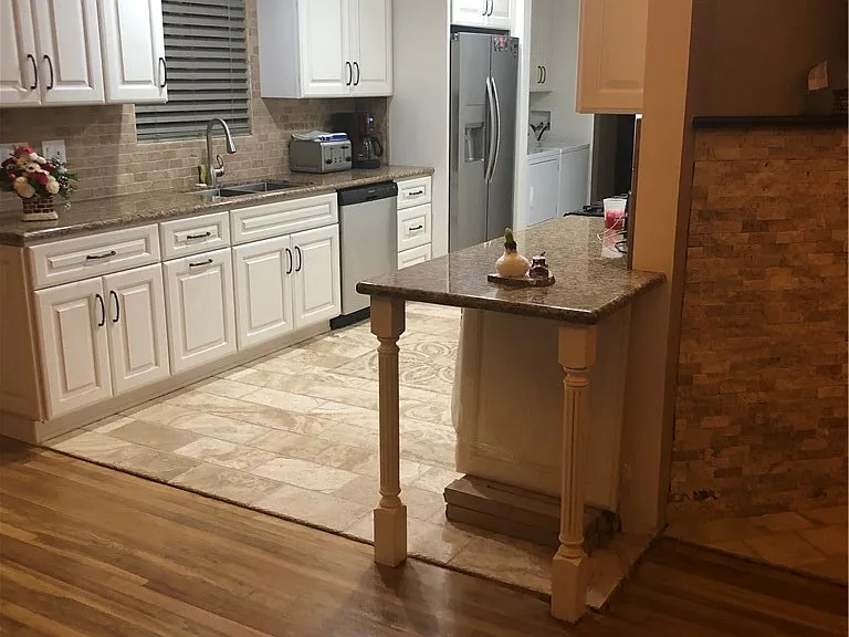 3700 E Poppy St — Photo 5