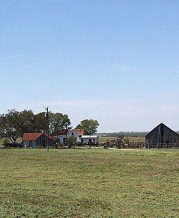 2nd image of 768 County Road 293