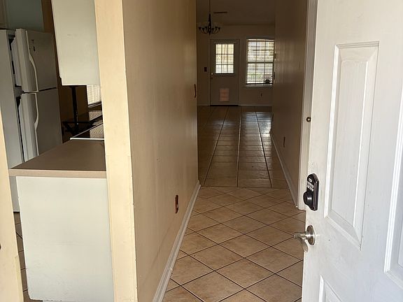 4th image of 1681 Summerwoods Cir