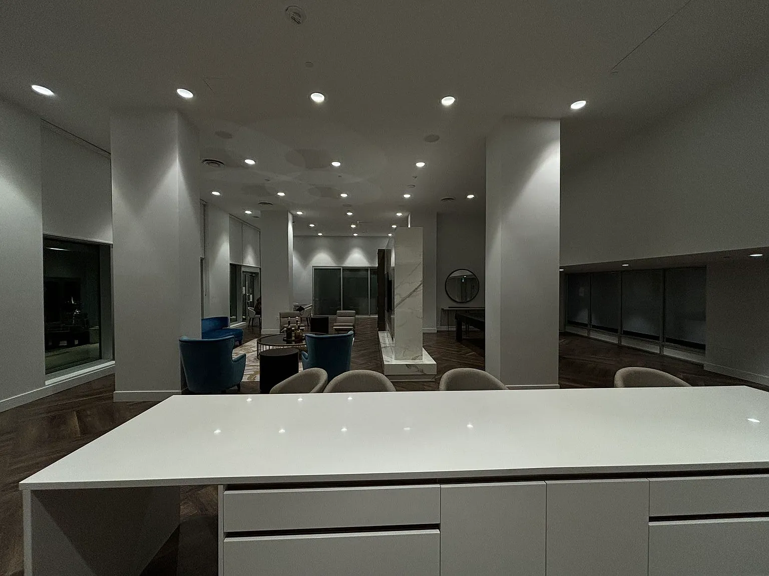 2 bed, 840 sqft, $2,650 — Photo 2