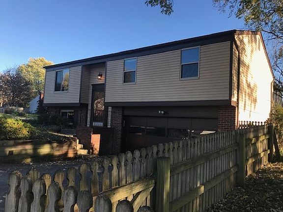 2nd image of 6574 Brock St