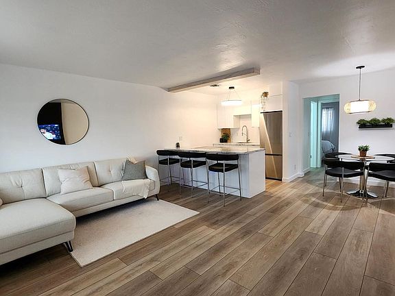 2nd image of 1015 SW 11th Avenue #14K