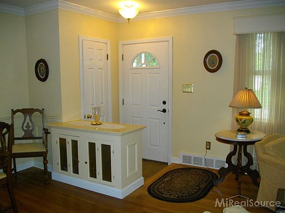 2nd image of 23112 Norcrest Dr
